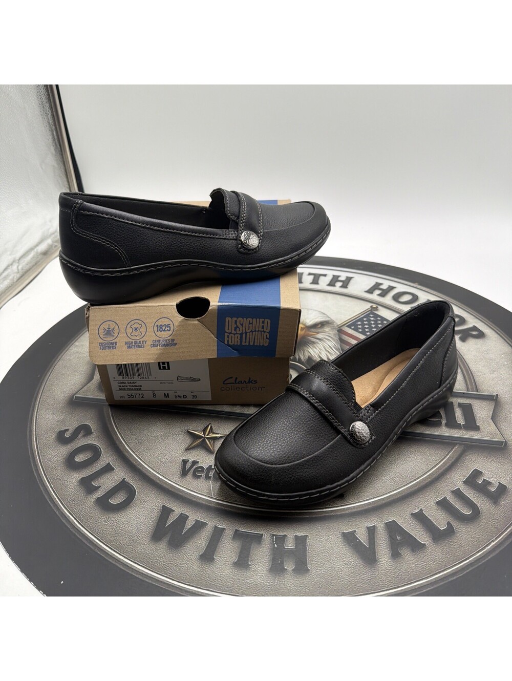 Clarks Women's Cora Daisy Loafer Black Tumbled Leather Size 8 M